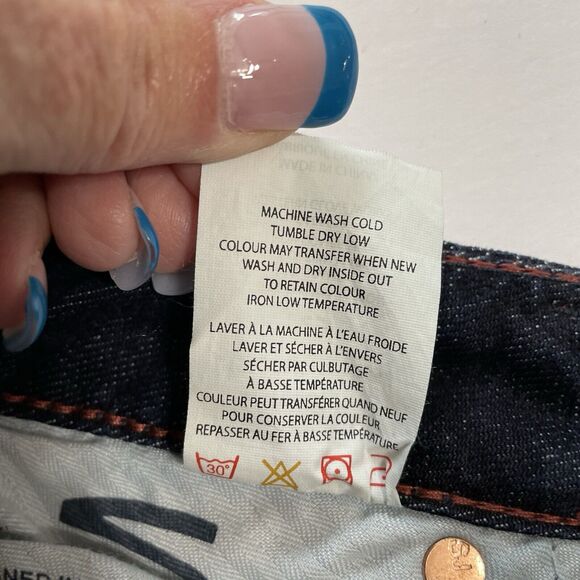 Silver Jeans Women’s 29 Blue Dark Wash SANTORINI Crop Contrast Stitch Pockets - Picture 8 of 9